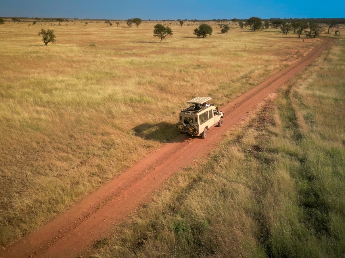 jeep in tanzania